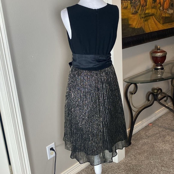Karin Stevens Party Cocktail Sleeveless Black Gold Dress size 8 - Picture 6 of 11